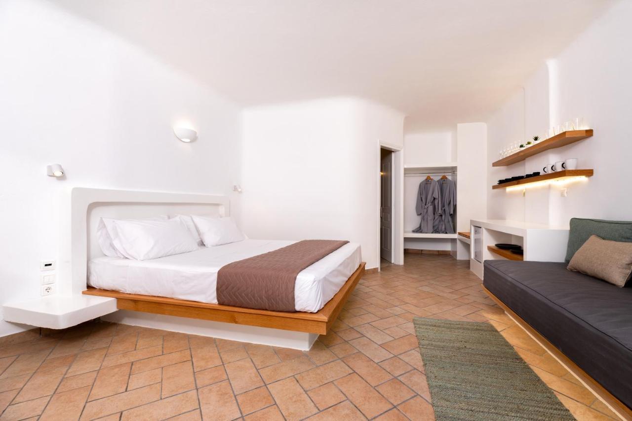 Hotel Seaside Breeze à Kamári Extérieur photo