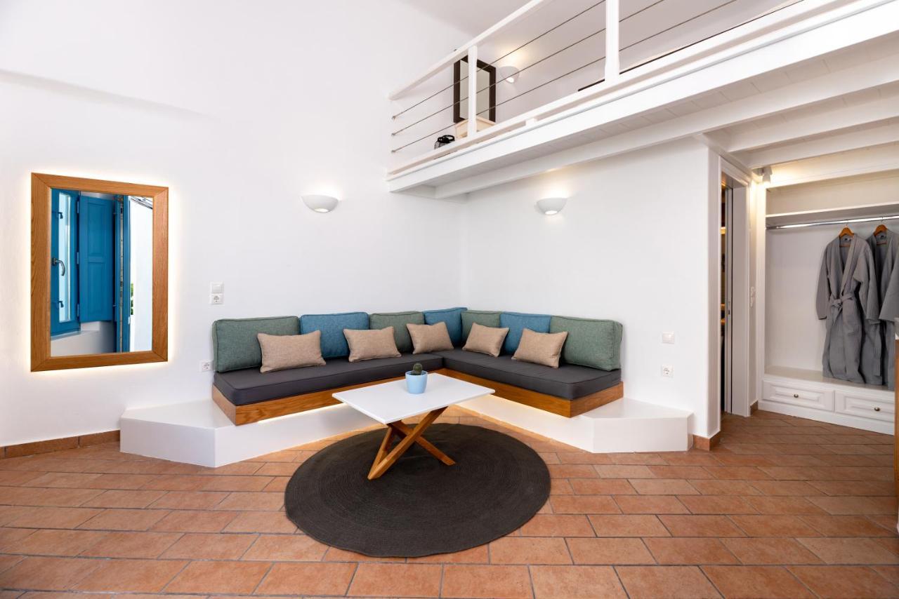 Hotel Seaside Breeze à Kamári Extérieur photo
