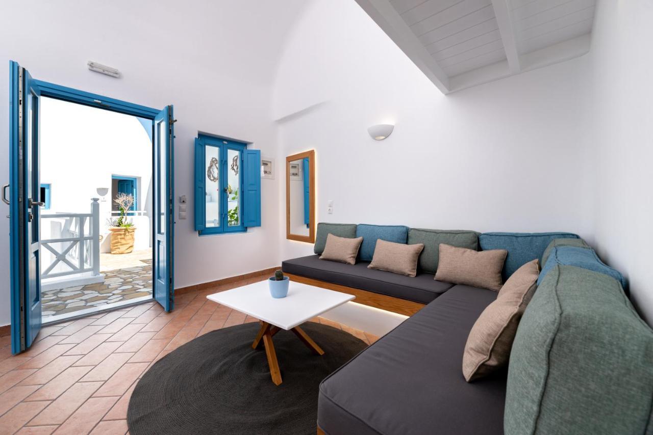 Hotel Seaside Breeze à Kamári Extérieur photo