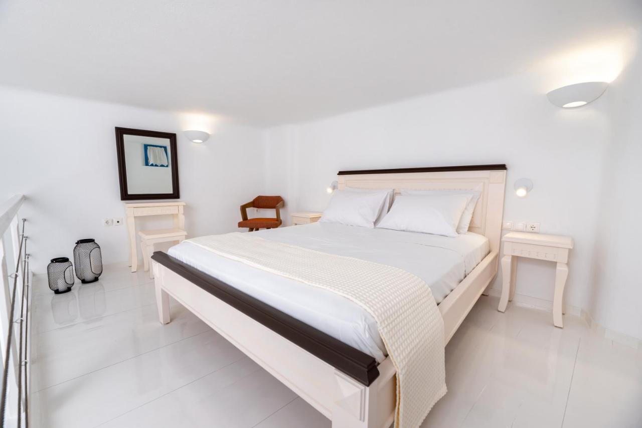 Hotel Seaside Breeze à Kamári Extérieur photo