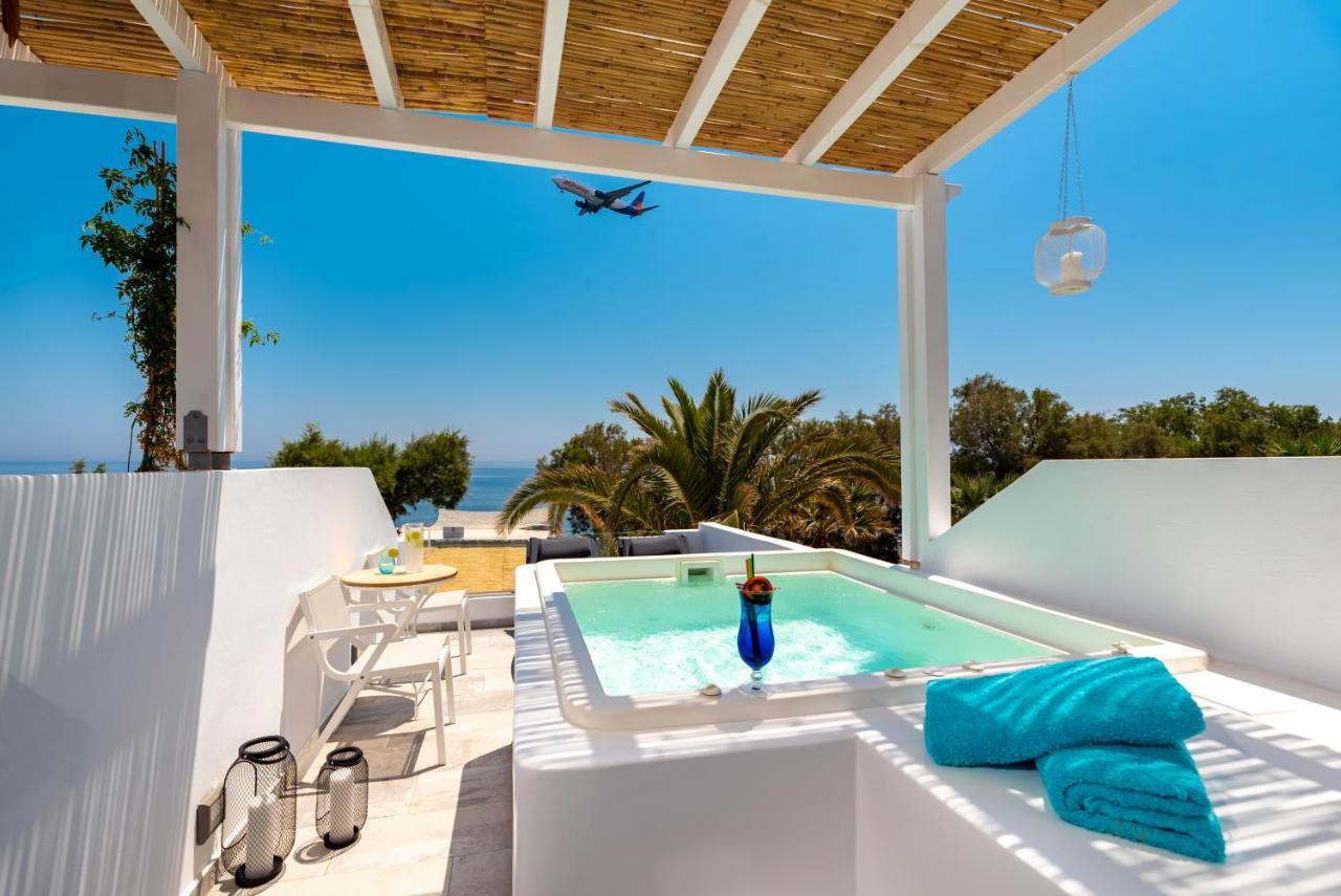 Hotel Seaside Breeze à Kamári Extérieur photo
