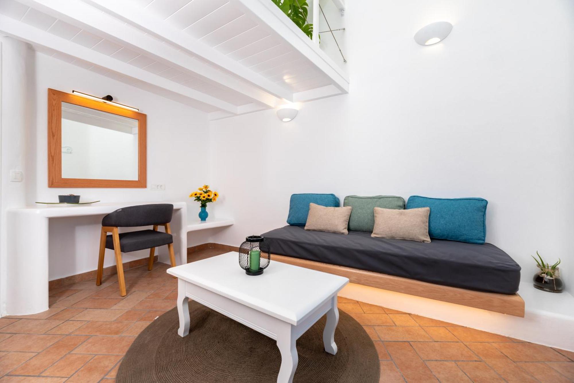 Hotel Seaside Breeze à Kamári Extérieur photo